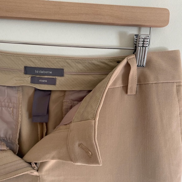 Liz Claiborne Sloane Dress Pants. Size 10. - Picture 3 of 5